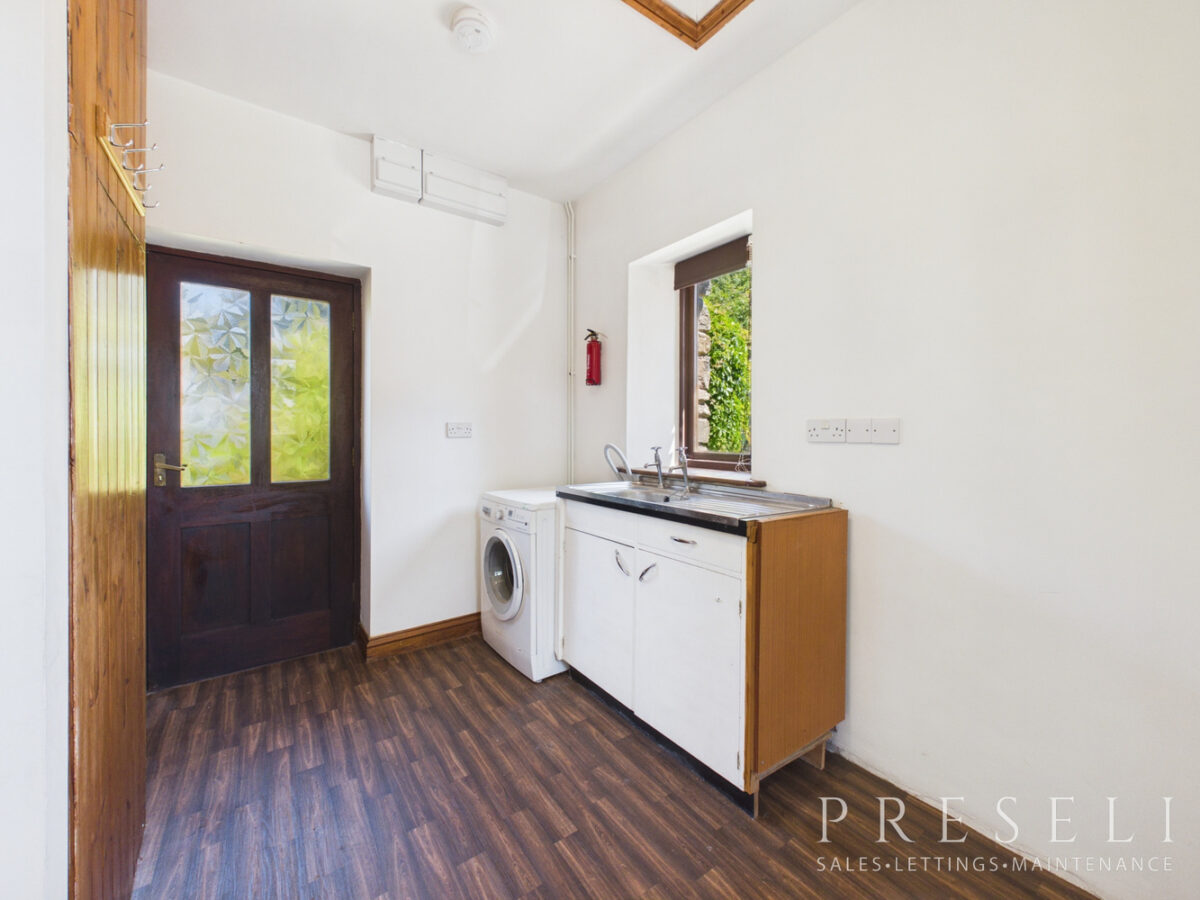 Brynbank Cottage, Croesgoch, Hwlffordd, Pembrokeshire