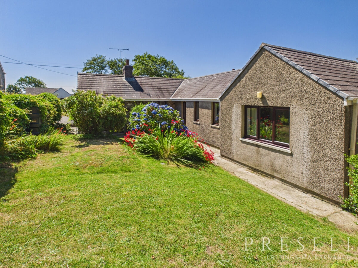 Brynbank Cottage, Croesgoch, Hwlffordd, Pembrokeshire