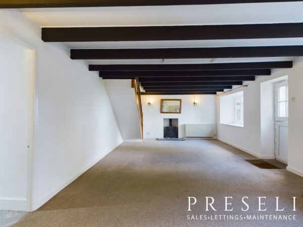 Brynberian, Newport