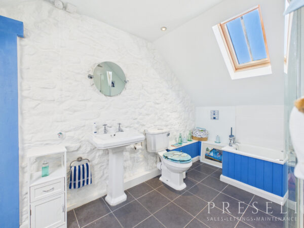 Rectory Road, Llangwm, Haverfordwest, Pembrokeshire