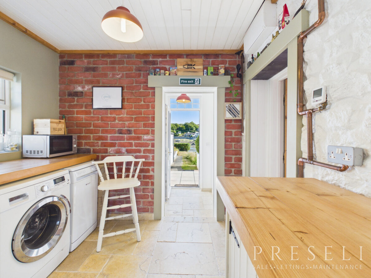 Rectory Road, Llangwm, Haverfordwest, Pembrokeshire